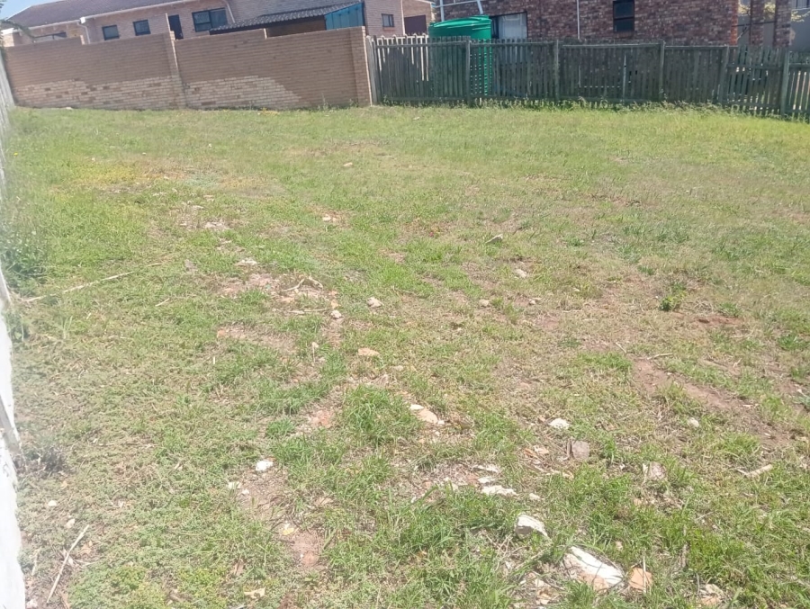 0 Bedroom Property for Sale in Wavecrest Eastern Cape